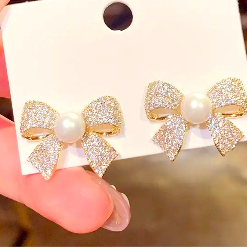 Pave Zirconias and Pearl Bow Design Earring Set NWT